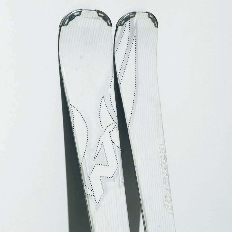 schiuri-nordica-cinnamon-gtirl-2 schiuri-nordica-cinnamon-gtirl-2