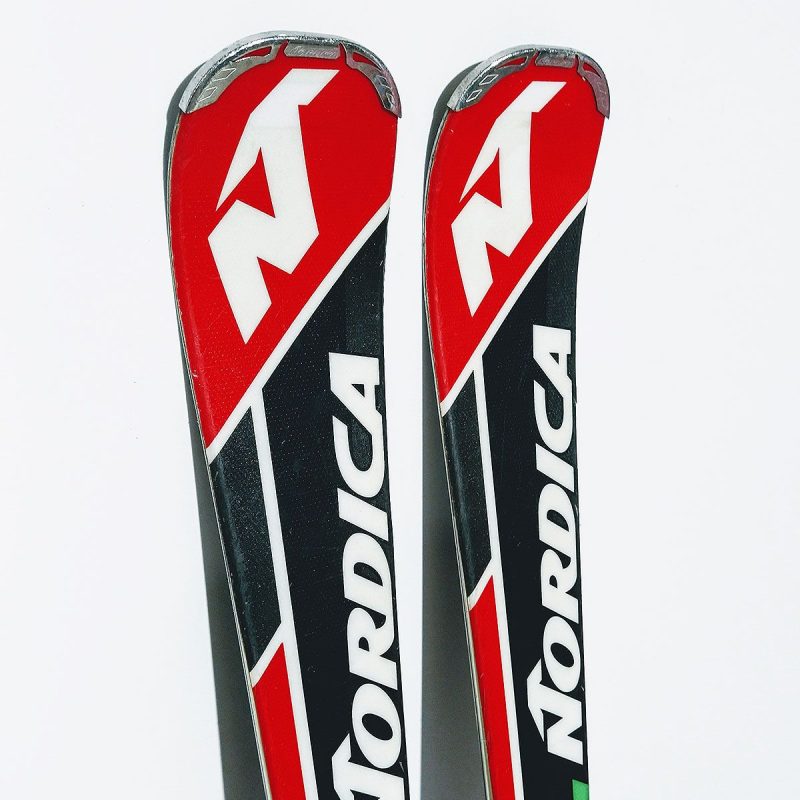 schiuri-nordica-dobermann-spitfire-titanium-2 schiuri-nordica-dobermann-spitfire-titanium-2